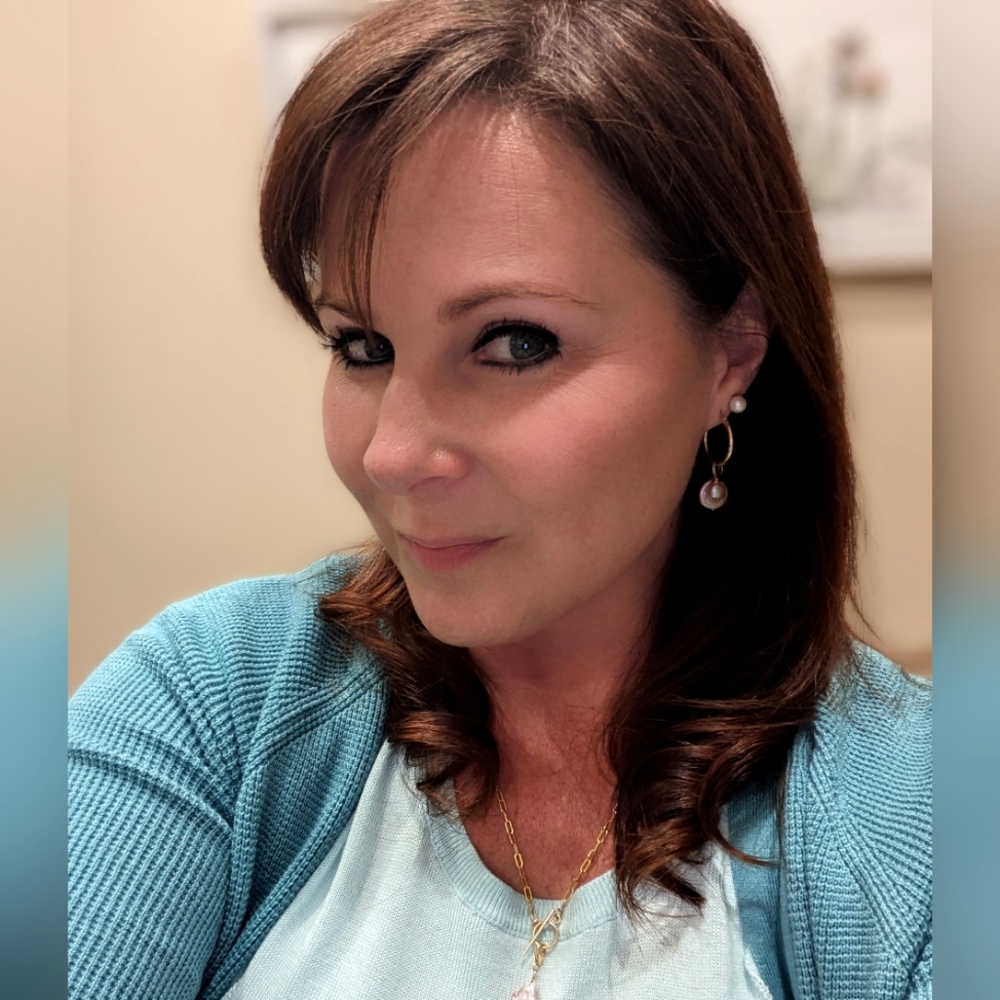 Meet your Posher, Tiffany